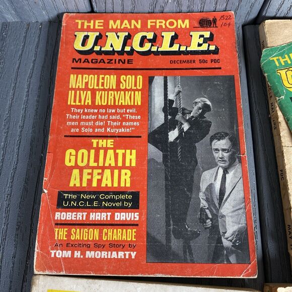 THE MAN FROM UNCLE/U.N.C.L.E. MAGAZINE Issue Vol 4.1, 2.5 + 1.4/ 1.6(Damaged) - Picture 2 of 13